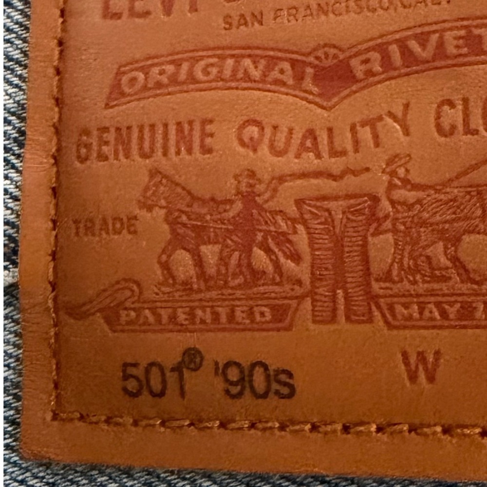 Free People Levis 501 90s Selvedge Denim Jeans Light Wash Straight Leg W31 NWT - Picture 13 of 13
